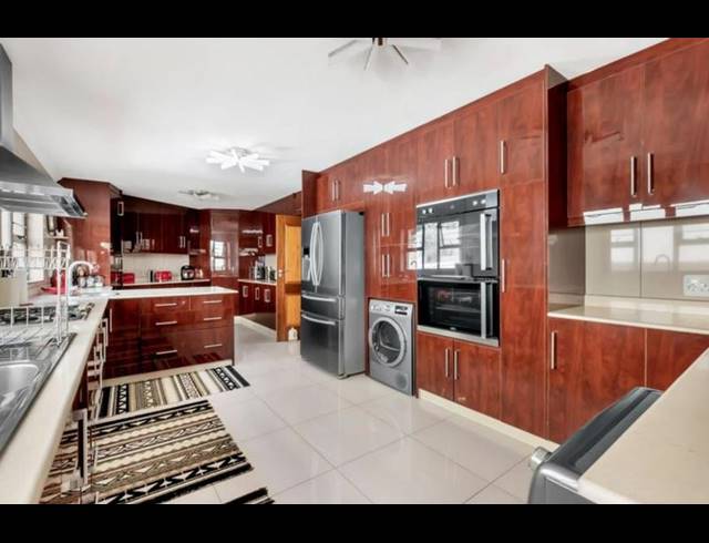5 BEDROOM HOUSE FOR SALE IN LITTLE FALLS